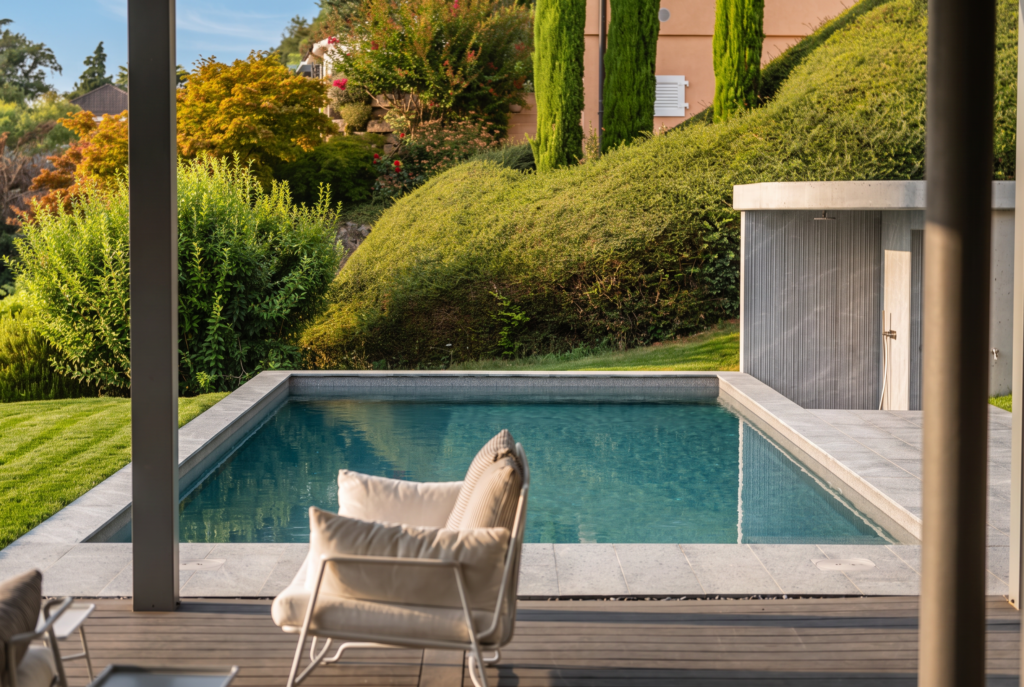 Projet Bursinel — piscine en béton armé, vue à préciser